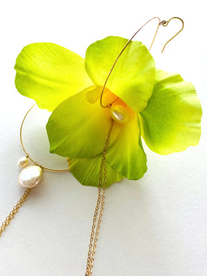 LIME GREEN GLADIOLA AND PEARL EARRINGS